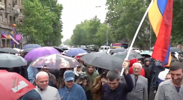 «Դիմադրություն» շարժման անհնազանդության ակցիաները Երևանում (տեսանյութ)